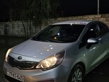 Kia Pride-7