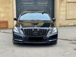 Mercedes E 220-1