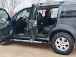 Nissan Pathfinder-11