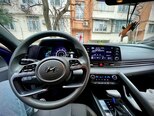 Hyundai Elantra-8