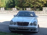Mercedes E 200-1