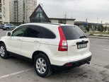 Honda CR-V-8