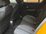 Peugeot 208-5