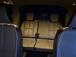Kia Carnival-10