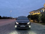 Kia Carnival-3