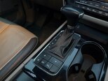 Kia Carnival-12