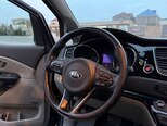 Kia Carnival-8