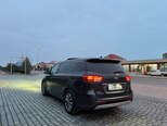 Kia Carnival-5