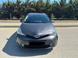 Toyota Prius V-5