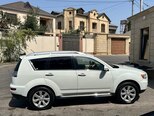 Mitsubishi Outlander-10