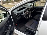 Toyota Aqua-16