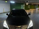 Hyundai Grandeur-2