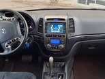 Hyundai Santa Fe-6