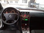 Mercedes C 240-10