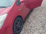 Toyota Prius-12