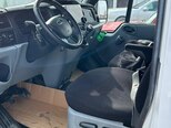 Ford Transit-12