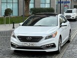 Hyundai Sonata-12