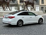 Hyundai Sonata-14