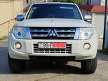 Mitsubishi Pajero-3
