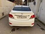 Hyundai Accent-5