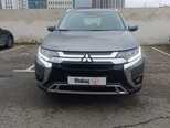Mitsubishi Outlander-1