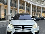 Mercedes GL 550 4MATIC-1