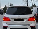 Mercedes GL 550 4MATIC-9
