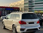 Mercedes GL 550 4MATIC-11