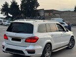 Mercedes GL 550 4MATIC-10
