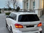 Mercedes GL 550 4MATIC-7
