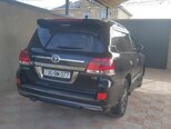 Toyota Land Cruiser-2
