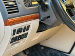 Toyota Land Cruiser-7
