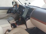 Toyota Land Cruiser-12