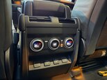 Land Rover Defender-14