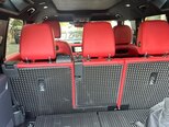 Land Rover Defender-10