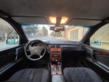 Mercedes E 200-2