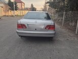 Mercedes E 200-3