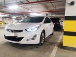 Hyundai Elantra-4