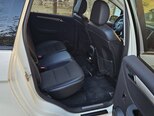 Mercedes B 180-7