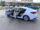 Hyundai Elantra-4