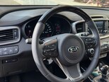 Kia Sorento-9