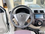 Nissan March-10