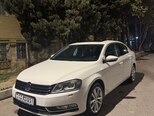 Volkswagen Passat-1