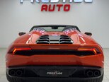 Lamborghini Huracan-4
