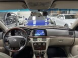 Hyundai Sonata-19