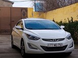 Hyundai Elantra-2