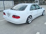 Mercedes E 240-2