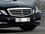 Mercedes E 200-8
