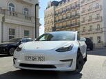 Tesla Model 3-11