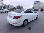 Hyundai Accent-4